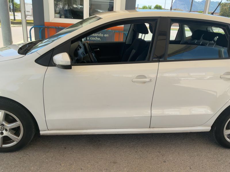 Volkswagen Polo 1.2 Advance BlueMotion Tech 2014 – снимка 4