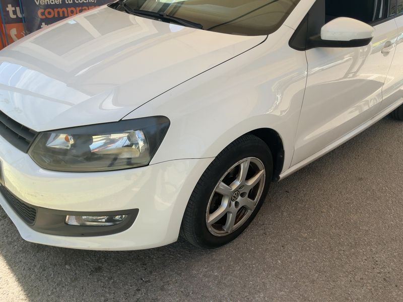 Volkswagen Polo 1.2 Advance BlueMotion Tech 2014 – снимка 2