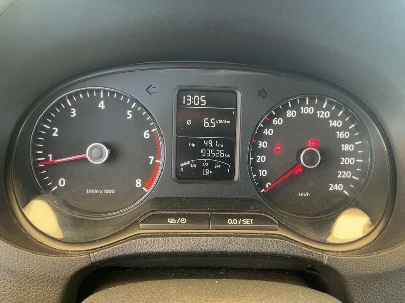 Volkswagen Polo 1.2 Advance BlueMotion Tech 2014 – снимка 18