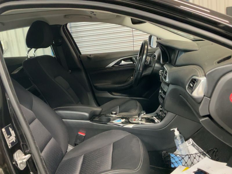 Infiniti QX30 2.2 Diesel Premium 2018 – снимка 16