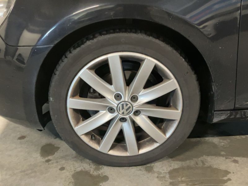 Volkswagen Golf VI 1.6 TDI Carat 2009 – снимка 3