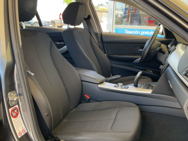 BMW 3er 318d 2013 – снимка 16
