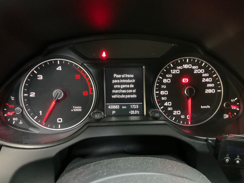 Audi Q5 3.0 V6 TDI quattro Advance 2014 – снимка 18