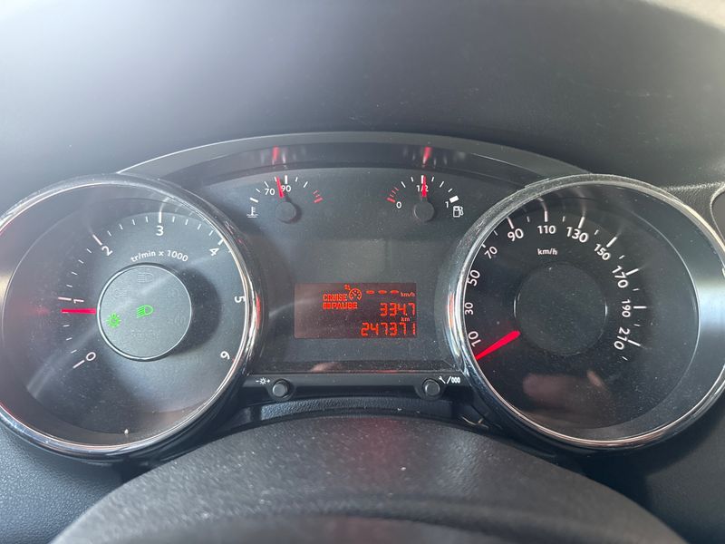 Peugeot 5008 2.0 HDi Business-Line 2012 – снимка 4