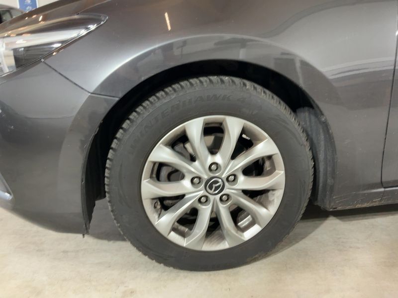 Mazda 3 2.2 Turbodiesel Revolution 2017 – снимка 3