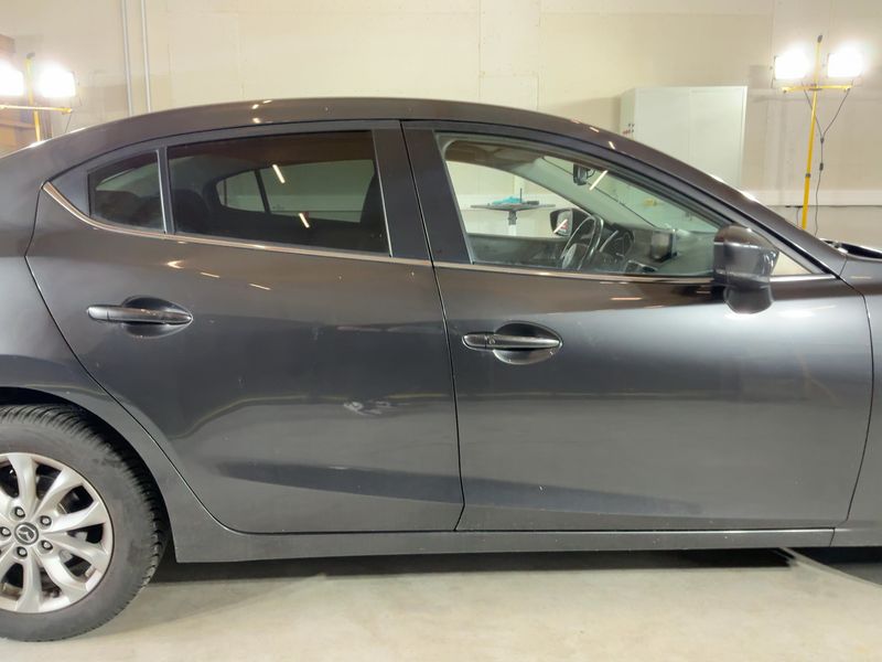 Mazda 3 2.2 Turbodiesel Revolution 2017 – снимка 10