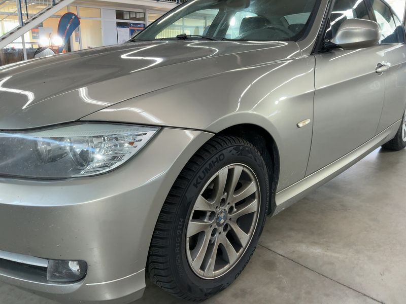 BMW 3er 318i 2011 – снимка 2
