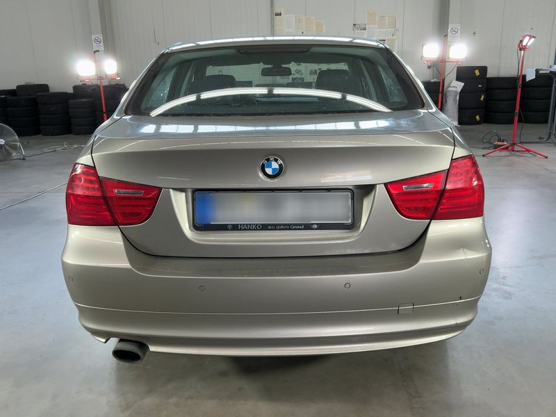 BMW 3er 318i 2011 – снимка 7