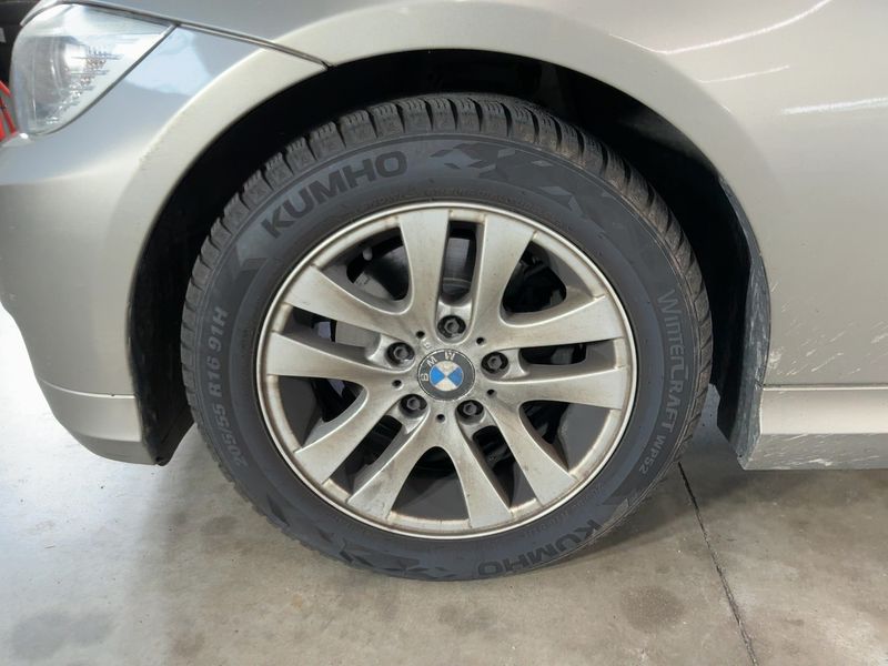 BMW 3er 318i 2011 – снимка 3