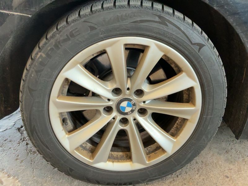 BMW 5er 525d 2011 – снимка 18