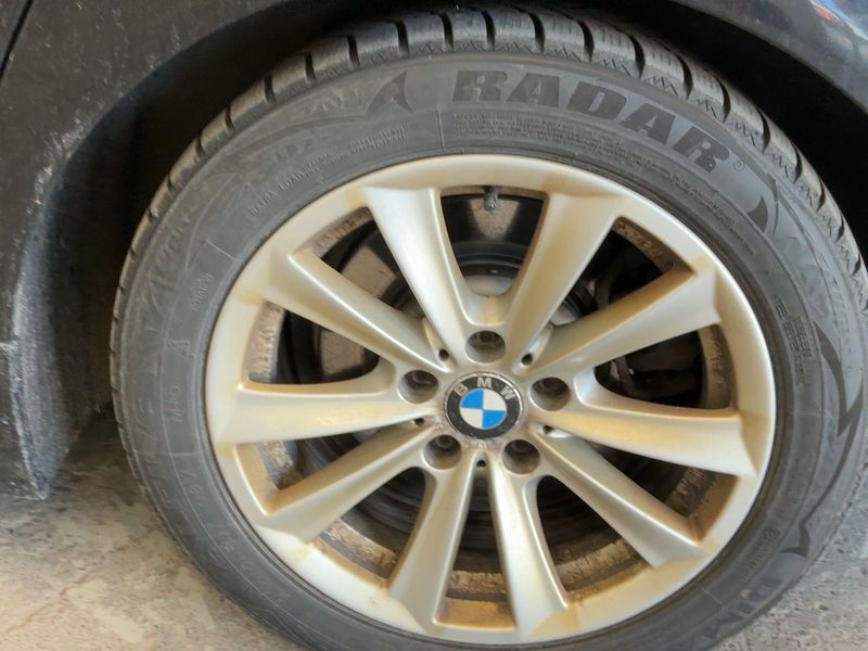 BMW 5er 525d 2011 – снимка 17