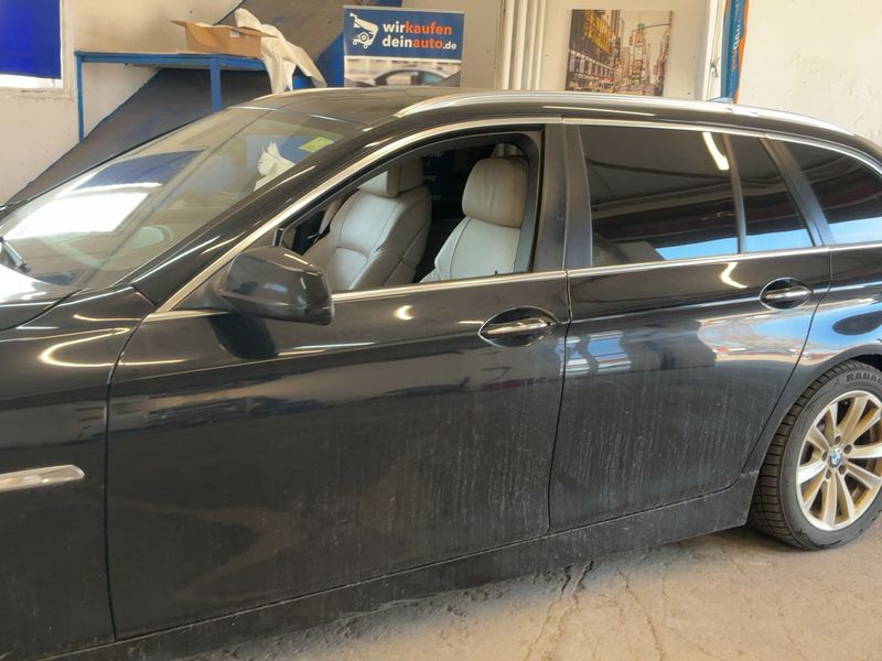 BMW 5er 525d 2011 – снимка 4