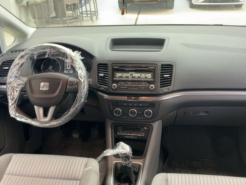Seat Alhambra 2.0 TDI Business Allrad 2015 – снимка 18