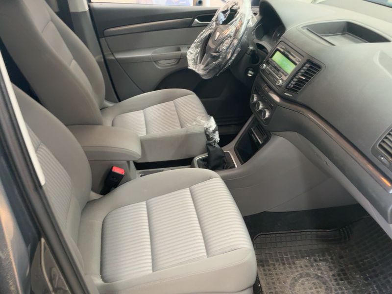 Seat Alhambra 2.0 TDI Business Allrad 2015 – снимка 17