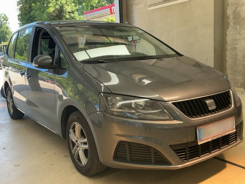 Seat Alhambra 2.0 TDI Business Allrad 2015 – снимка 12