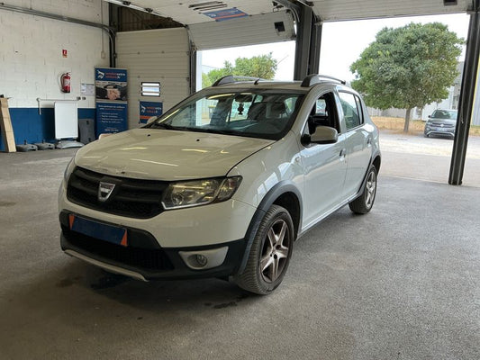 Dacia Sandero 0.9 TCe Stepway Ambiance 2016 – снимка 1