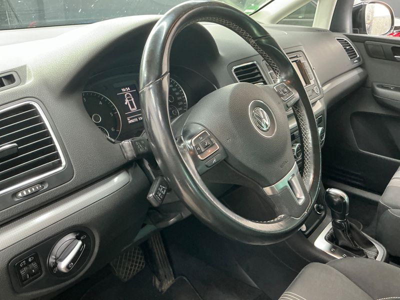Volkswagen Sharan 2.0 TDI Match BlueMotion Tech 2012 – снимка 27
