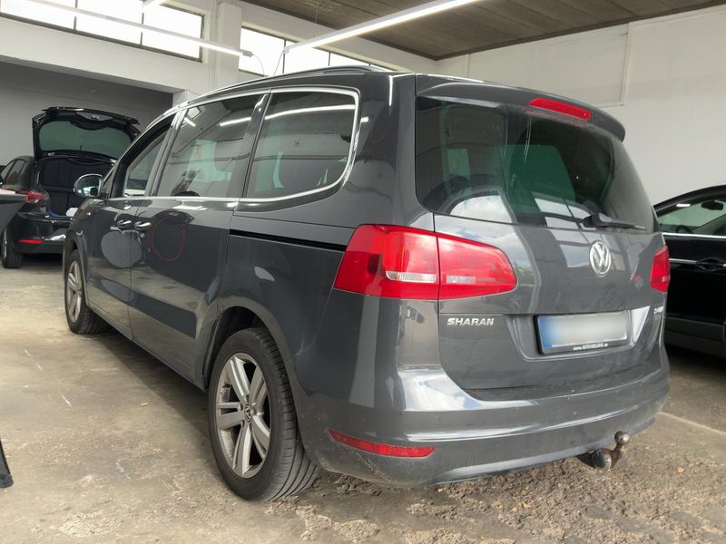 Volkswagen Sharan 2.0 TDI Match BlueMotion Tech 2012 – снимка 6