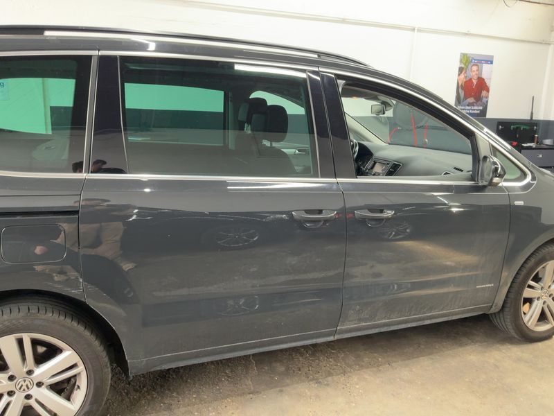 Volkswagen Sharan 2.0 TDI Match BlueMotion Tech 2012 – снимка 10