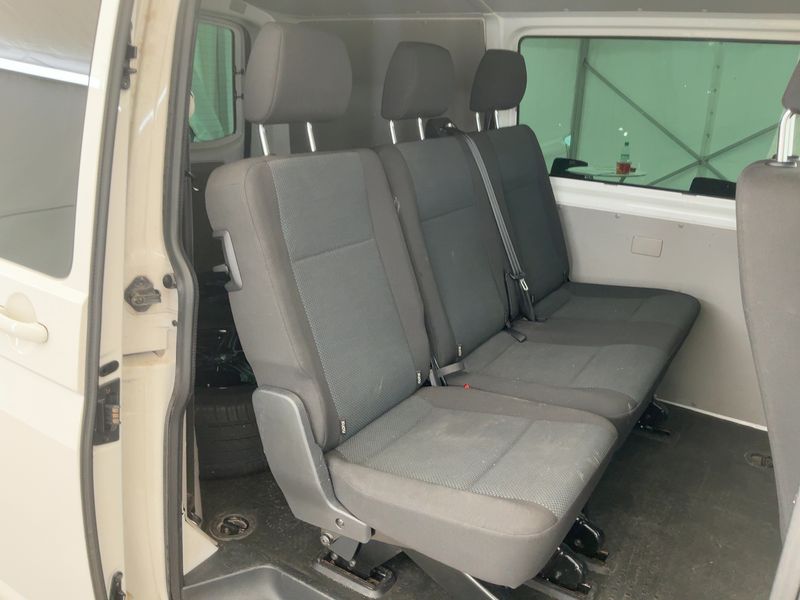 Volkswagen T6 Kombi 2.0 TDI 4Motion 2016 – снимка 20