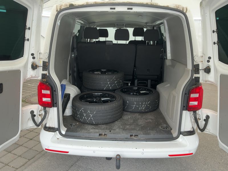 Volkswagen T6 Kombi 2.0 TDI 4Motion 2016 – снимка 16