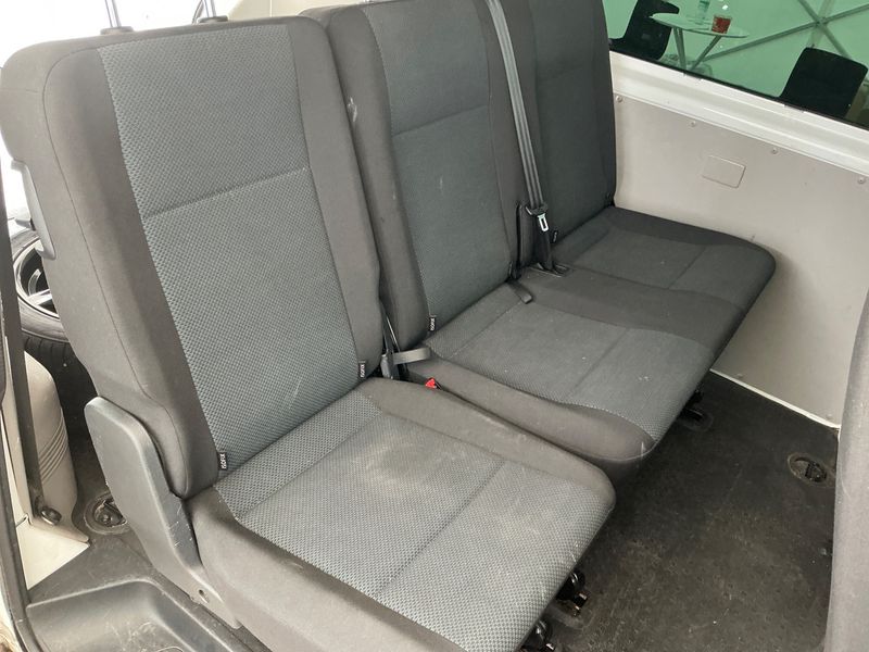 Volkswagen T6 Kombi 2.0 TDI 4Motion 2016 – снимка 35