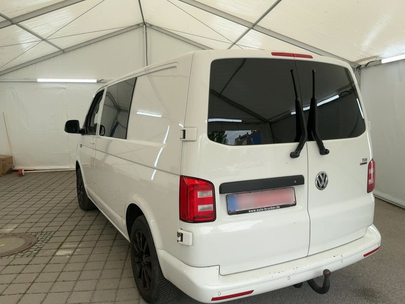 Volkswagen T6 Kombi 2.0 TDI 4Motion 2016 – снимка 6