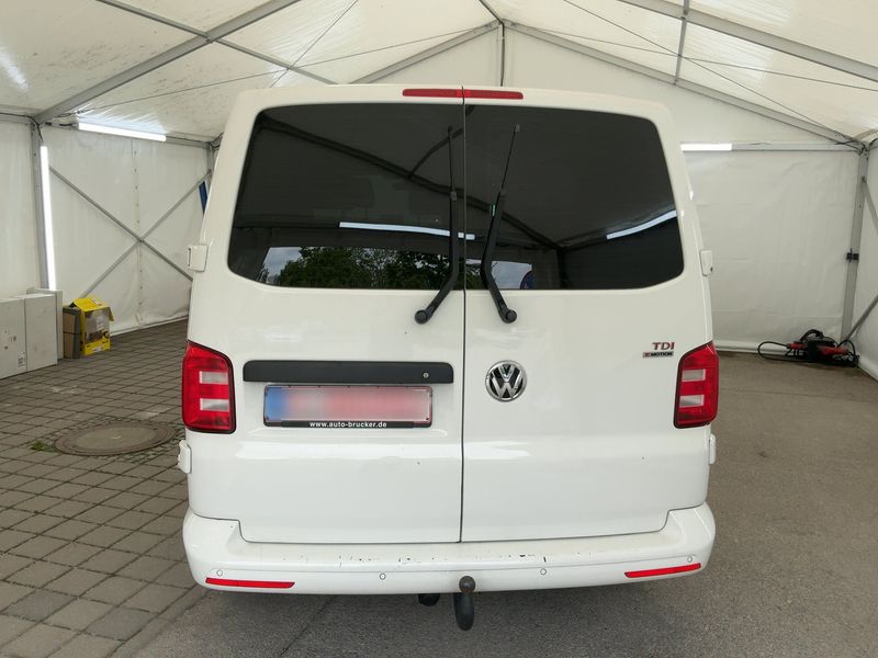 Volkswagen T6 Kombi 2.0 TDI 4Motion 2016 – снимка 7