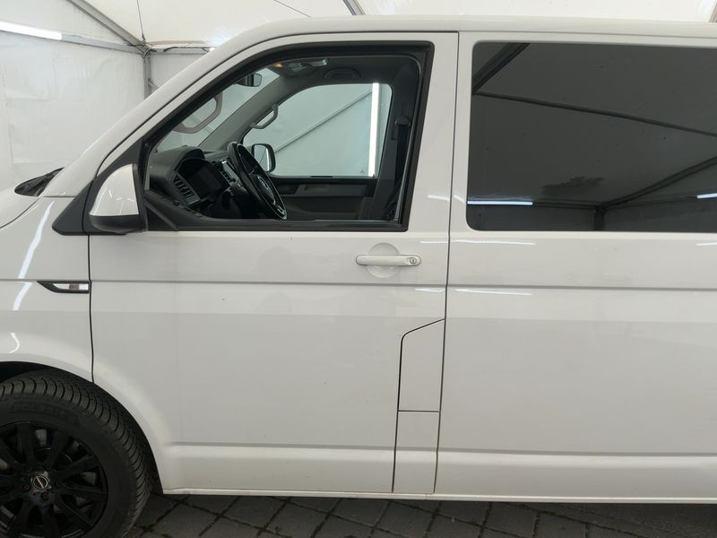 Volkswagen T6 Kombi 2.0 TDI 4Motion 2016 – снимка 4