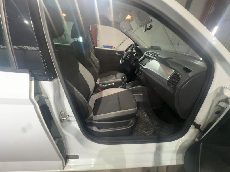 Skoda Fabia 1.4 TDI Ambition 2017 – снимка 17