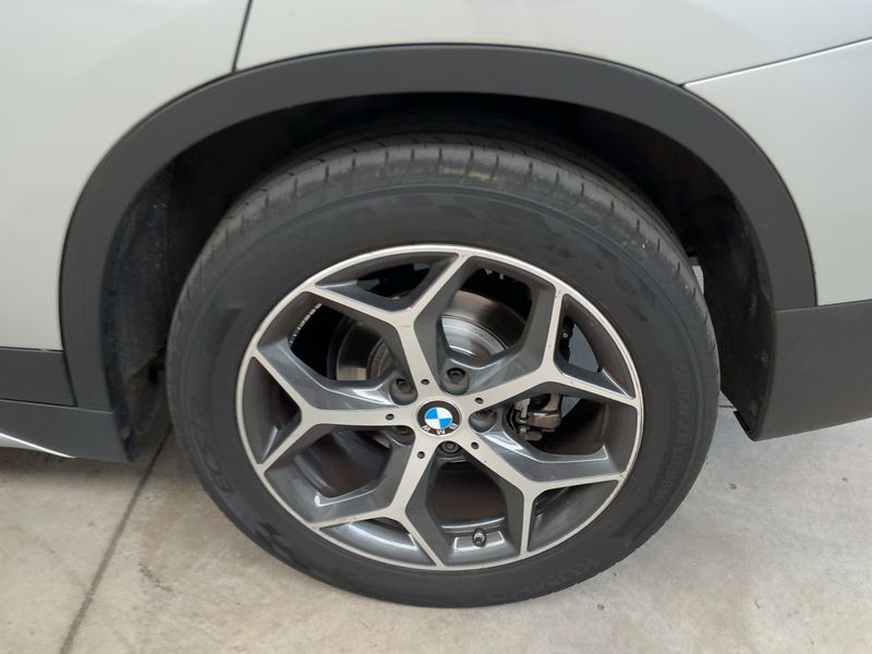 BMW X1 xDrive 18d xLine 2016 – снимка 5