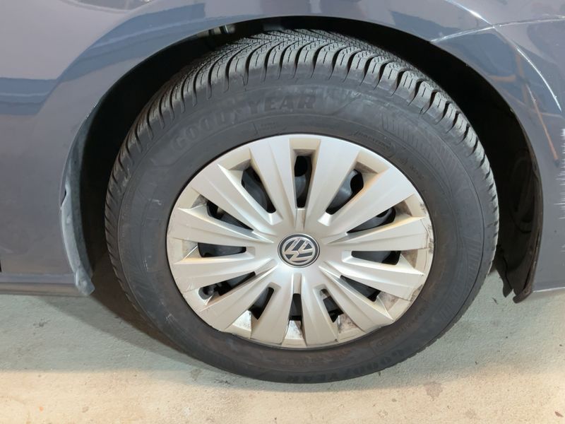 Volkswagen Golf VII 1.6 TDI Trendline BlueMotion Tech 2018 – снимка 11