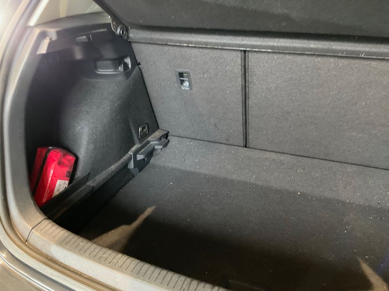Volkswagen Golf VII 1.6 TDI Trendline BlueMotion Tech 2018 – снимка 29