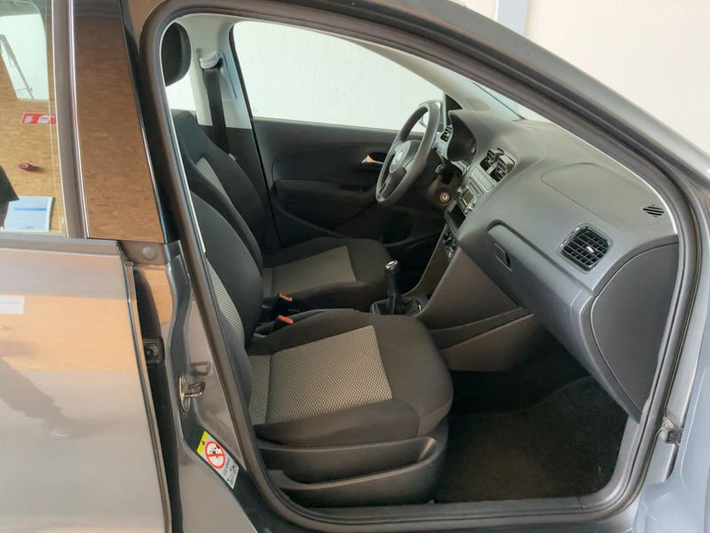 Volkswagen Polo 1.2 TDI Trendline 2011 – снимка 16