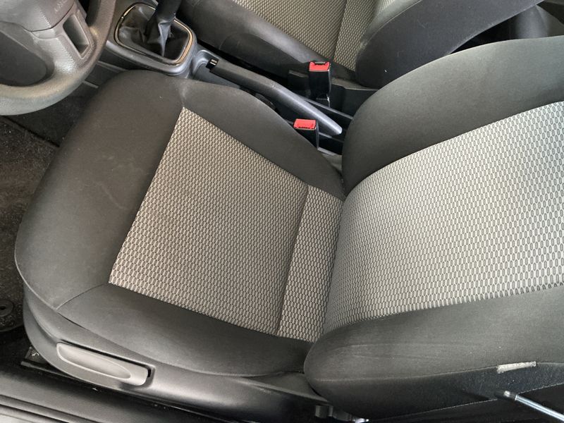 Volkswagen Polo 1.2 TDI Trendline 2011 – снимка 31