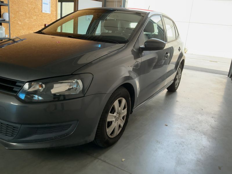 Volkswagen Polo 1.2 TDI Trendline 2011 – снимка 2