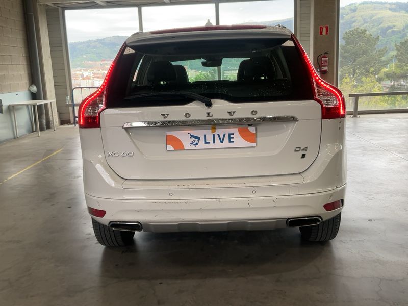 Volvo XC60 2.4 D4 Summum AWD 2017 – снимка 7