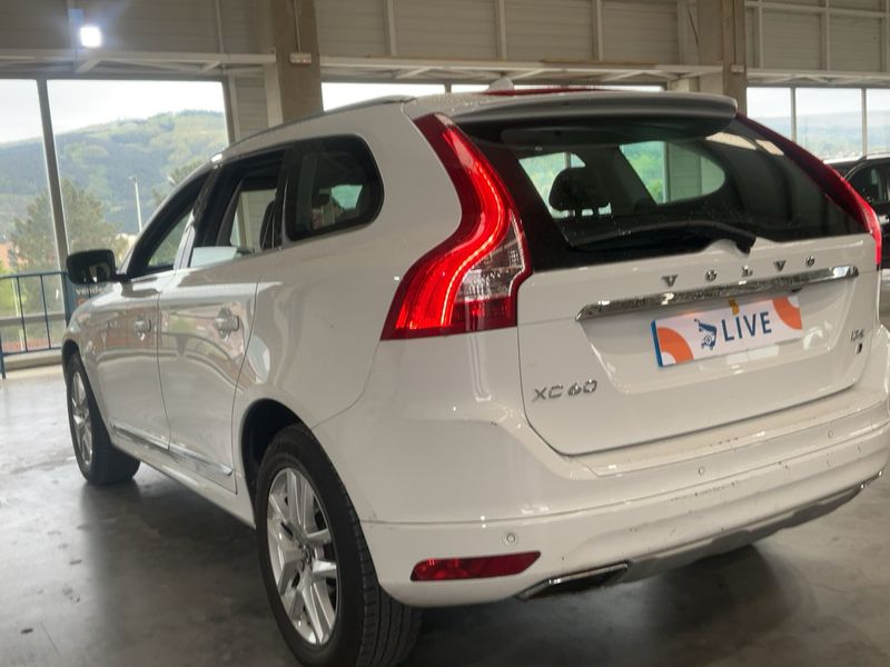Volvo XC60 2.4 D4 Summum AWD 2017 – снимка 6