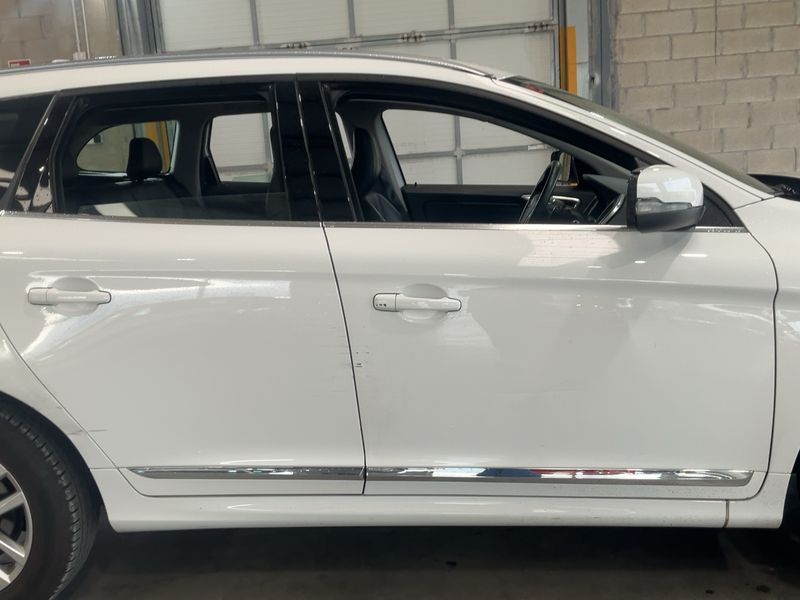Volvo XC60 2.4 D4 Summum AWD 2017 – снимка 10