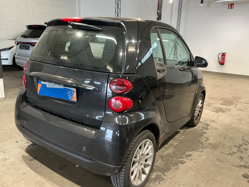 Smart fortwo 1.0 Micro Hybrid Drive passion 2010 – снимка 2