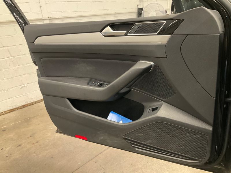 Volkswagen Passat 2.0 TDI Comfortline BlueMotion Tech 2018 – снимка 28