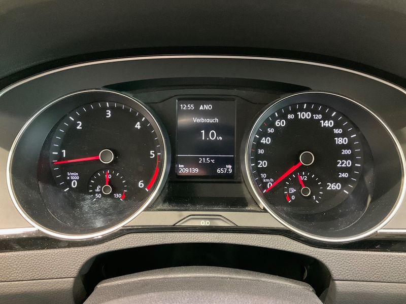 Volkswagen Passat 2.0 TDI Comfortline BlueMotion Tech 2018 – снимка 19