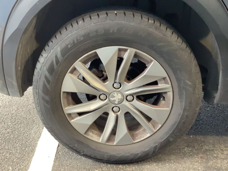 Peugeot 2008 1.2 PureTech Active Pack 2021 – снимка 9