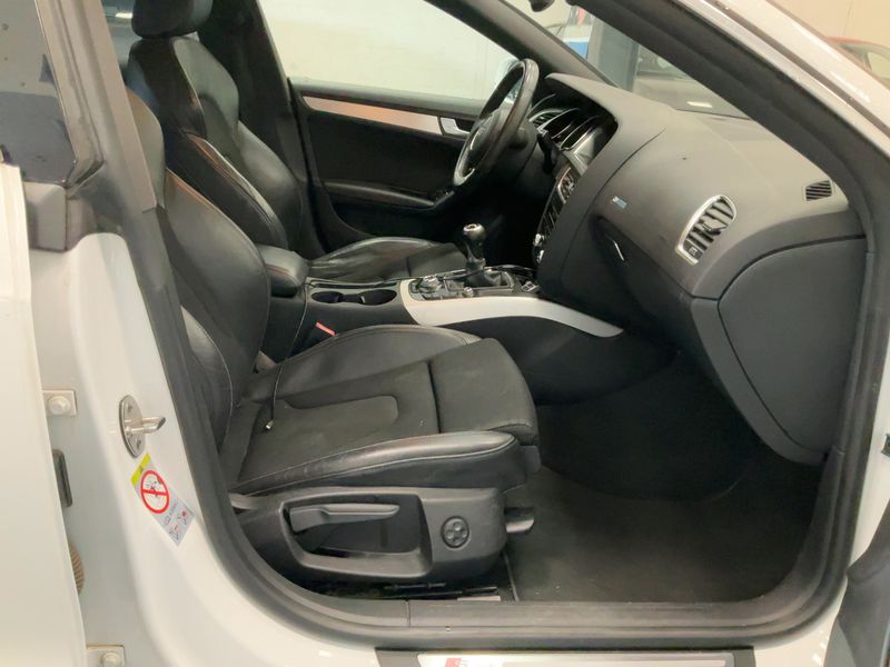 Audi A5 Sportback 2.0 TDI S line 2012 – снимка 16