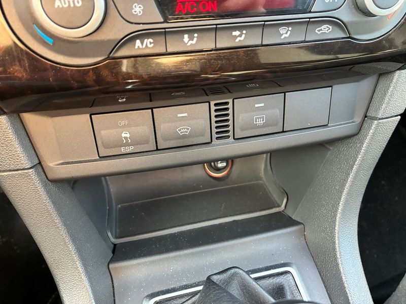 Ford Focus 1.8 TDCi Ghia 2009 – снимка 17