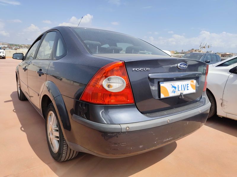 Ford Focus 1.8 TDCi Ghia 2009 – снимка 3