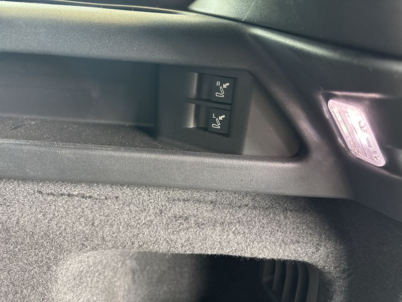 Land Rover Discovery Sport P200 R-Dynamic AWD 2019 – снимка 20