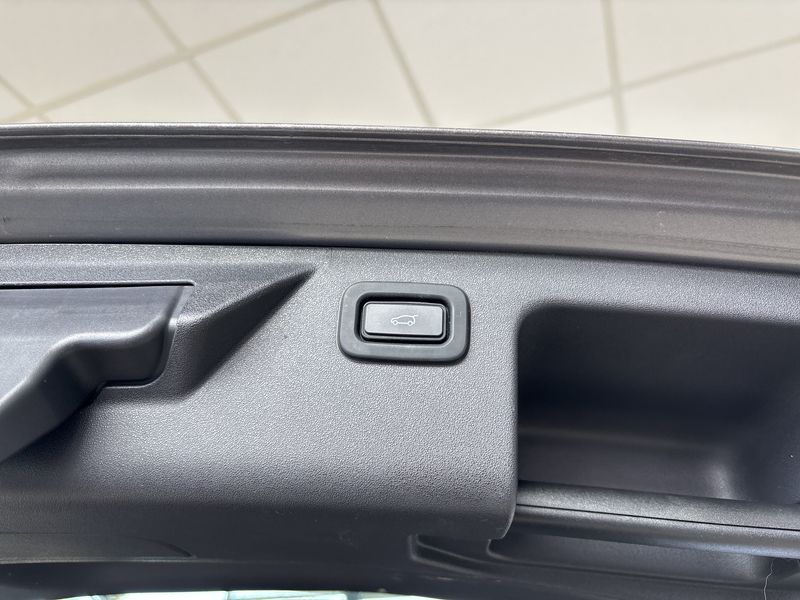 Land Rover Discovery Sport P200 R-Dynamic AWD 2019 – снимка 22