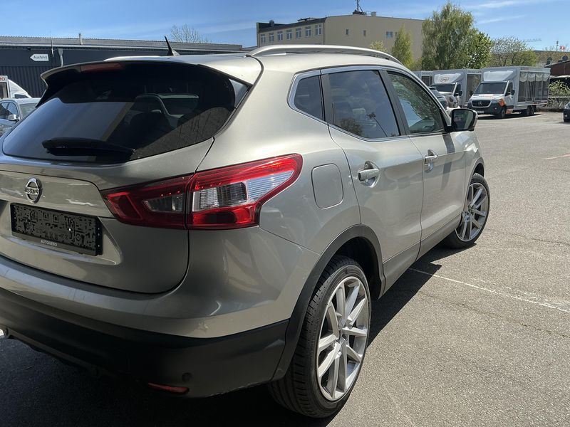Nissan Qashqai 1.2 360 2015 – снимка 8