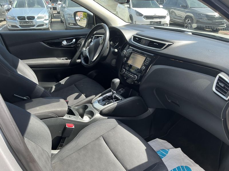 Nissan Qashqai 1.2 360 2015 – снимка 16